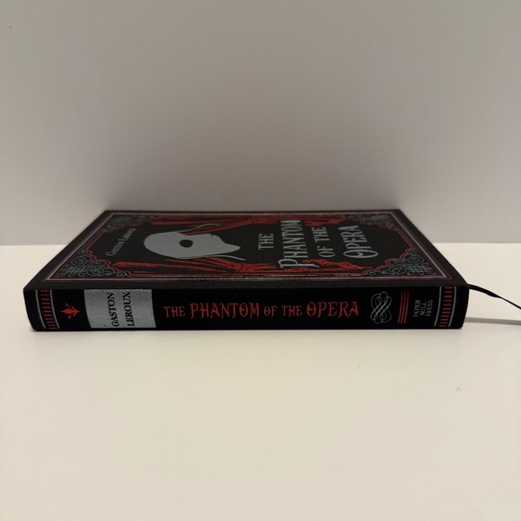 The Phantom of the Opera Imitation Leather Edition - Picture 3 of 5